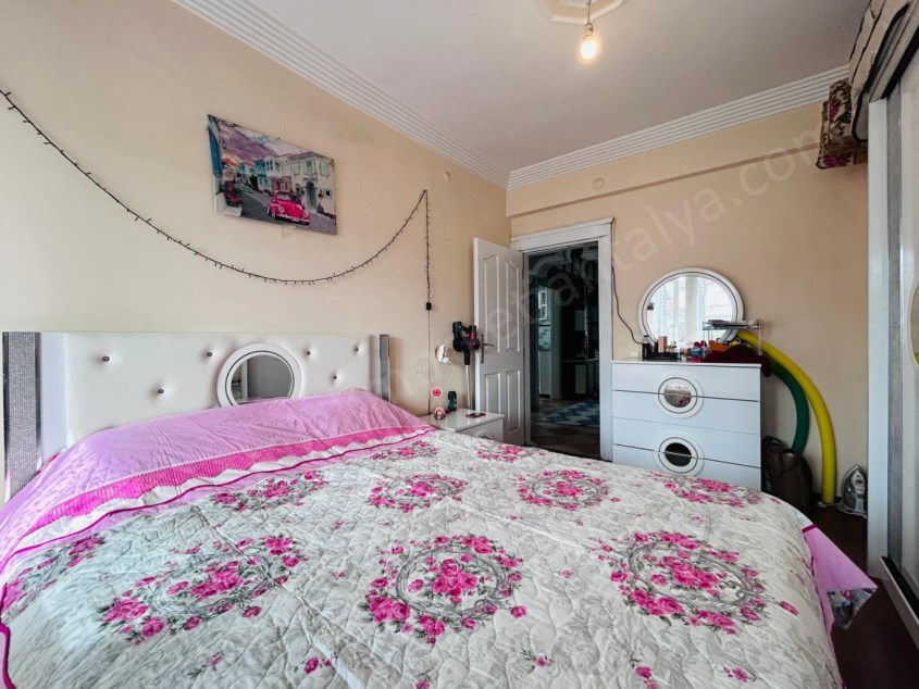 MEVLANA CADDESİ ÜZERİ ASANSÖRLÜ ARAKAT GENİŞ 3+1