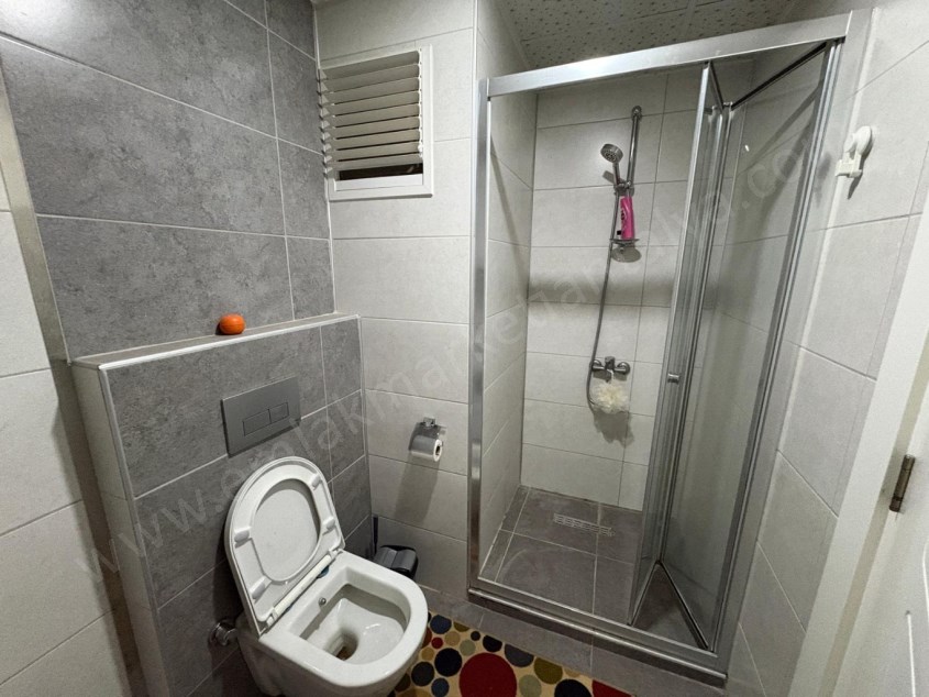 YÜZME HAVUZLU , OTOPARKLI , SAUNALI SİTE İÇİNDE FIRSAT 2+1 DAİRE