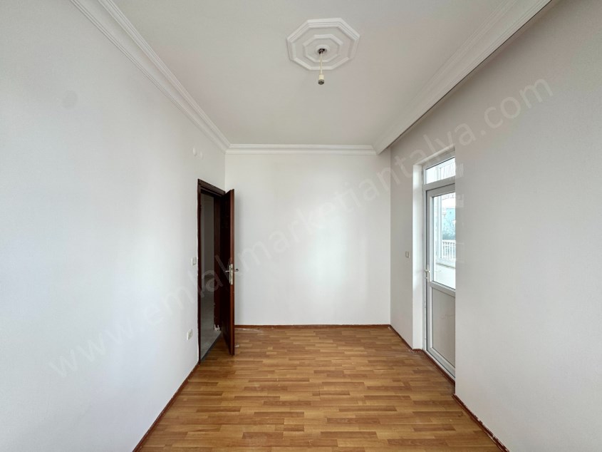 ETİLER KIZILIRMAK CADDE YANINDA KATTA GENİŞ 2+1 FIRSAT DAİRE