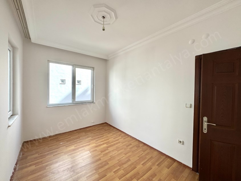 ETİLER KIZILIRMAK CADDE YANINDA KATTA GENİŞ 2+1 FIRSAT DAİRE
