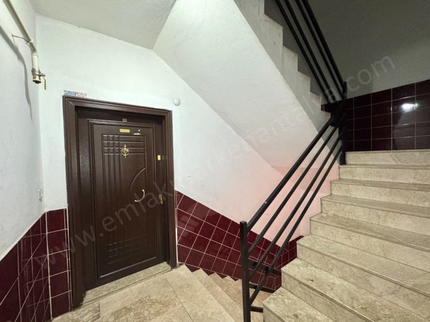 ETİLER KIZILIRMAK CADDE YANINDA KATTA GENİŞ 2+1 FIRSAT DAİRE