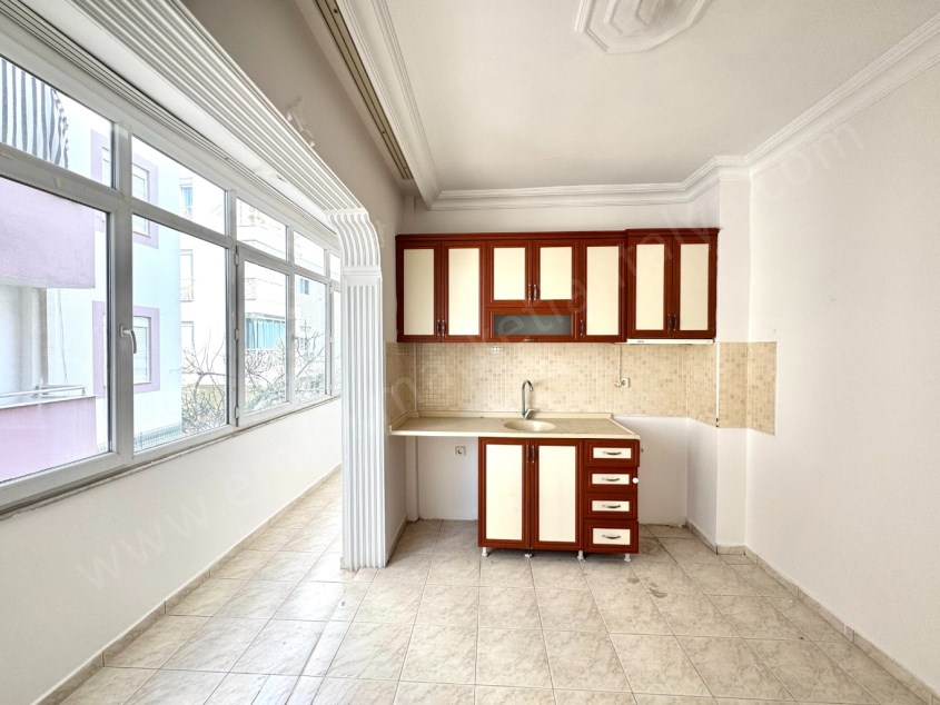 ETİLER KIZILIRMAK CADDE YANINDA KATTA GENİŞ 2+1 FIRSAT DAİRE