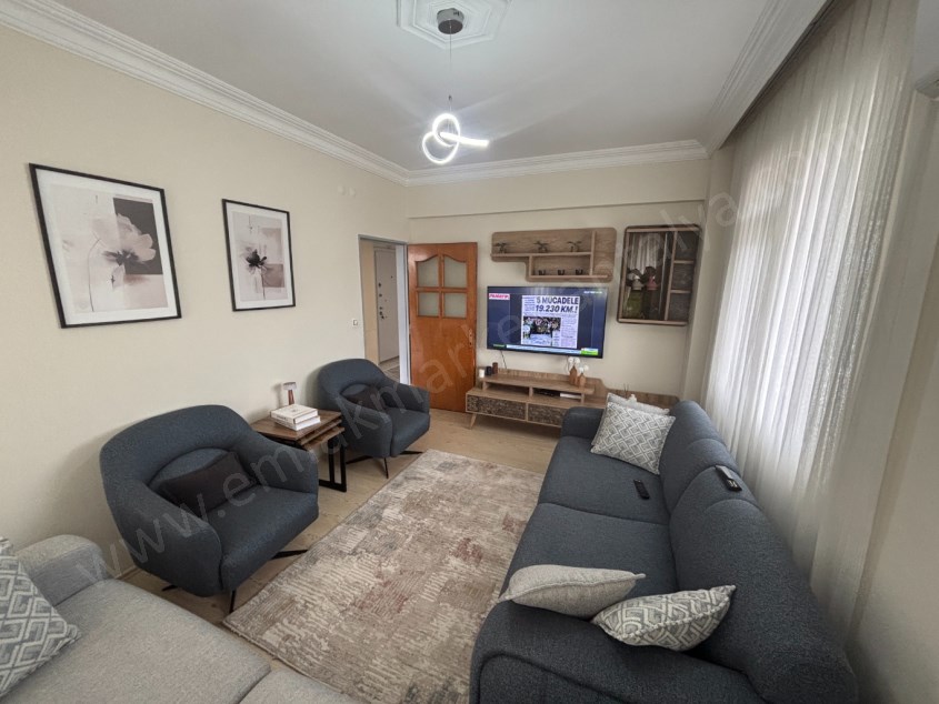 CADDE ÜZERİ GENİŞ 3+1