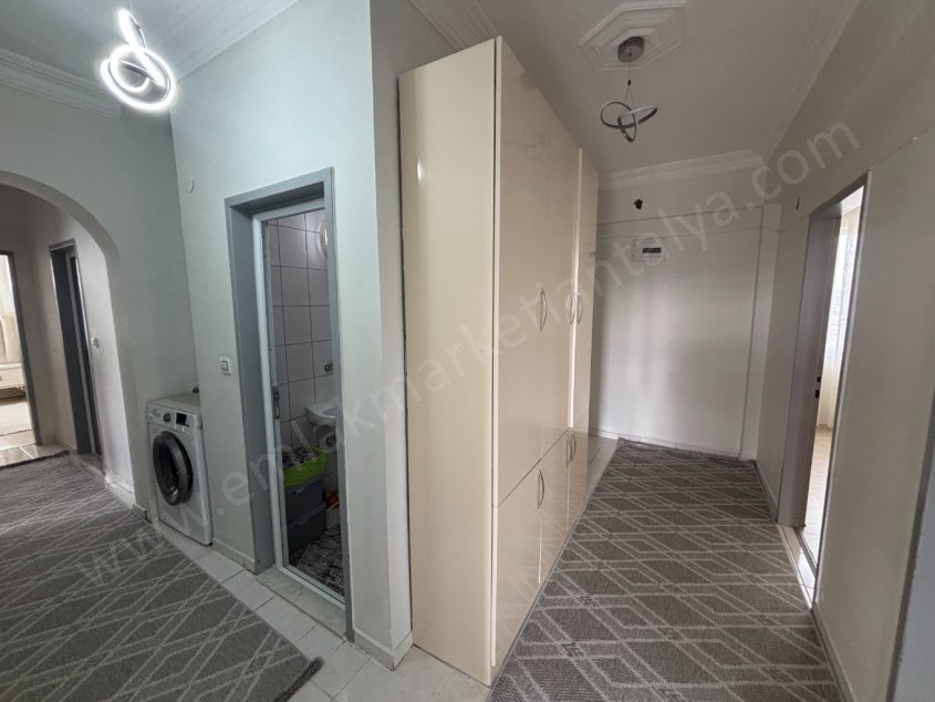 CADDE ÜZERİ GENİŞ 3+1