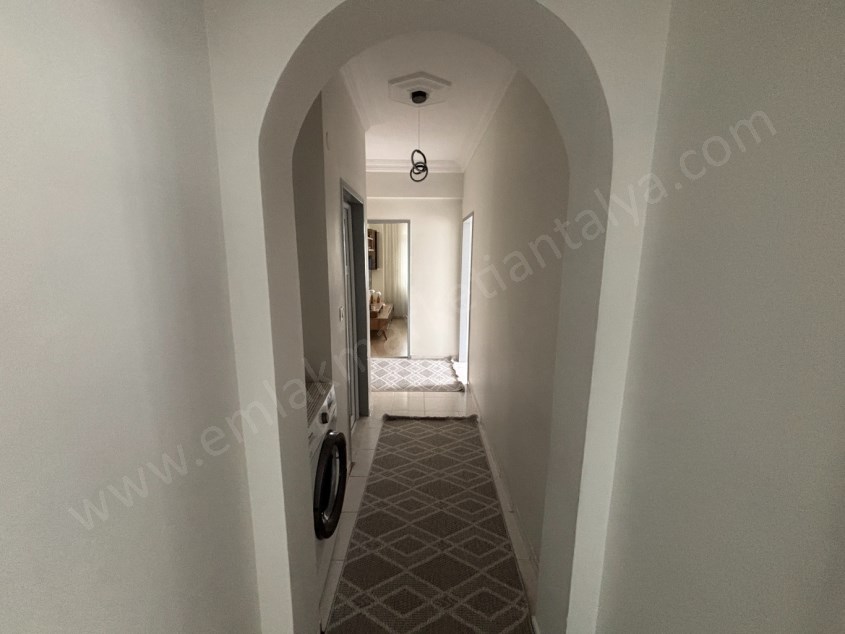 CADDE ÜZERİ GENİŞ 3+1