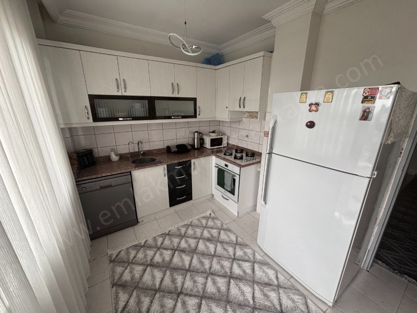 CADDE ÜZERİ GENİŞ 3+1