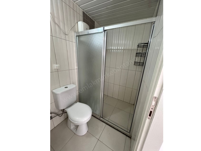 MERKEZİ KONUMDA KATTA AYRI MUTFAK 2+1 