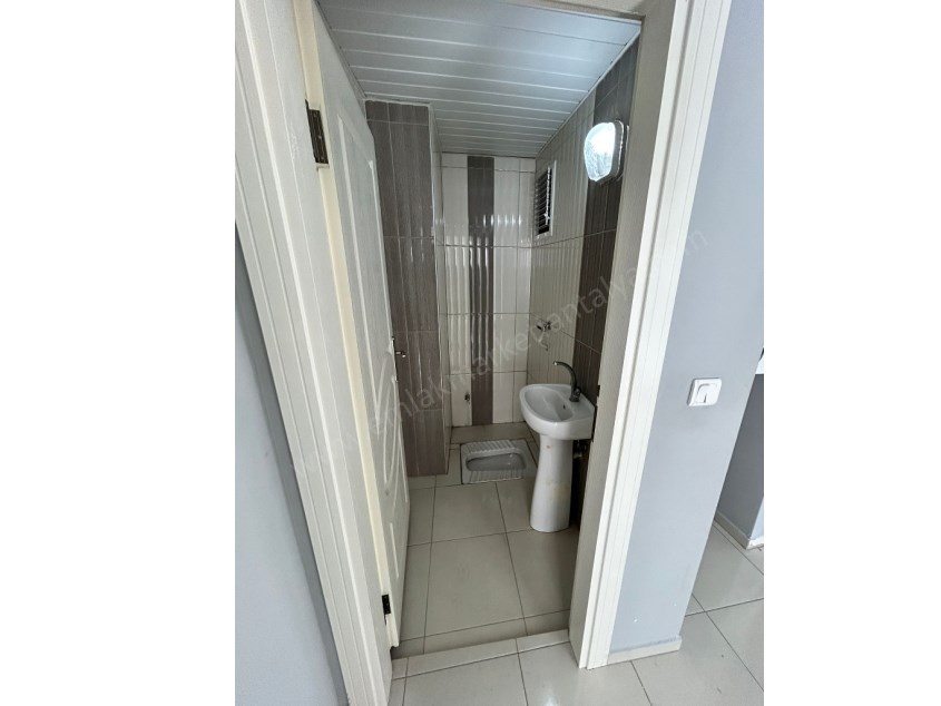 MERKEZİ KONUMDA KATTA AYRI MUTFAK 2+1 