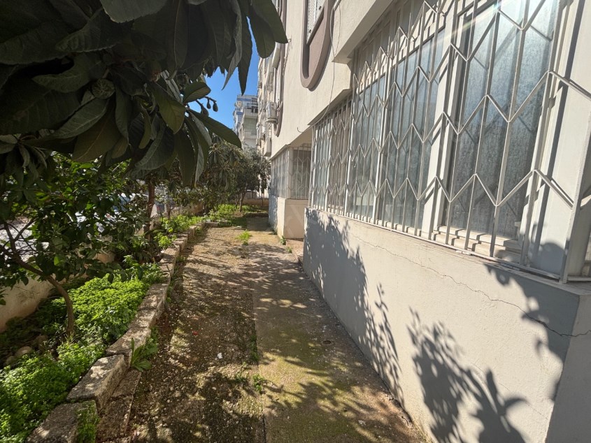 MEYDAN KAVŞAĞI ARKASI KİRALIK DAİRE