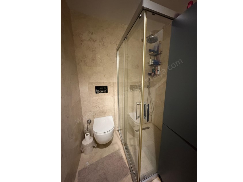  ZERDALİLİK TE LÜKS SİTE İÇİNDE GÜVENLİKLİ K.OTOPARKLI HAVUZLU ARAKAT 2+1