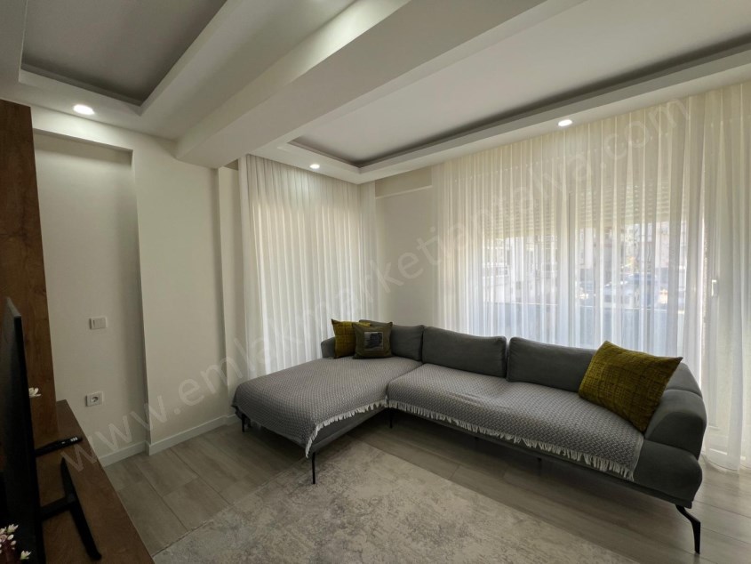 OPERA YAŞAM HAST. YAKINI ARAKAT D.GAZLI ASANSÖRLÜ ŞIK 2+1