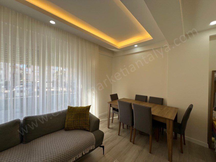 OPERA YAŞAM HAST. YAKINI ARAKAT D.GAZLI ASANSÖRLÜ ŞIK 2+1