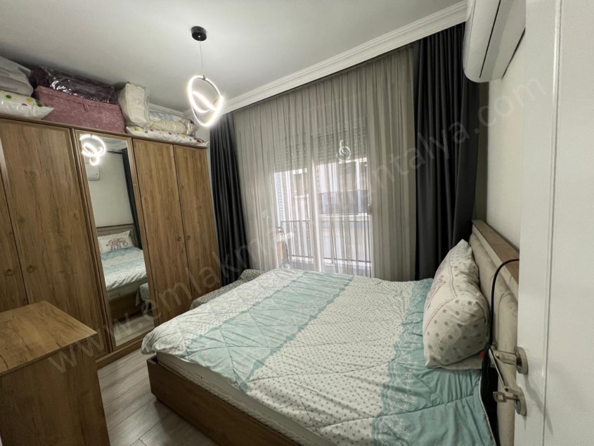 OPERA YAŞAM HAST. YAKINI ARAKAT D.GAZLI ASANSÖRLÜ ŞIK 2+1