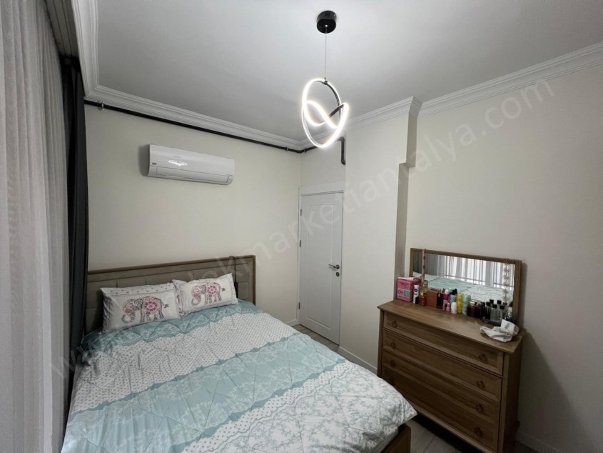 OPERA YAŞAM HAST. YAKINI ARAKAT D.GAZLI ASANSÖRLÜ ŞIK 2+1