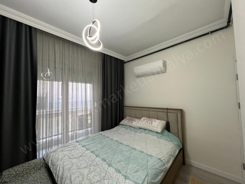 OPERA YAŞAM HAST. YAKINI ARAKAT D.GAZLI ASANSÖRLÜ ŞIK 2+1