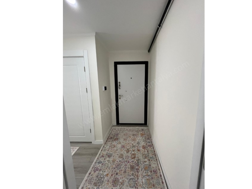 OPERA YAŞAM HAST. YAKINI ARAKAT D.GAZLI ASANSÖRLÜ ŞIK 2+1