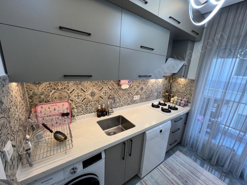 OPERA YAŞAM HAST. YAKINI ARAKAT D.GAZLI ASANSÖRLÜ ŞIK 2+1