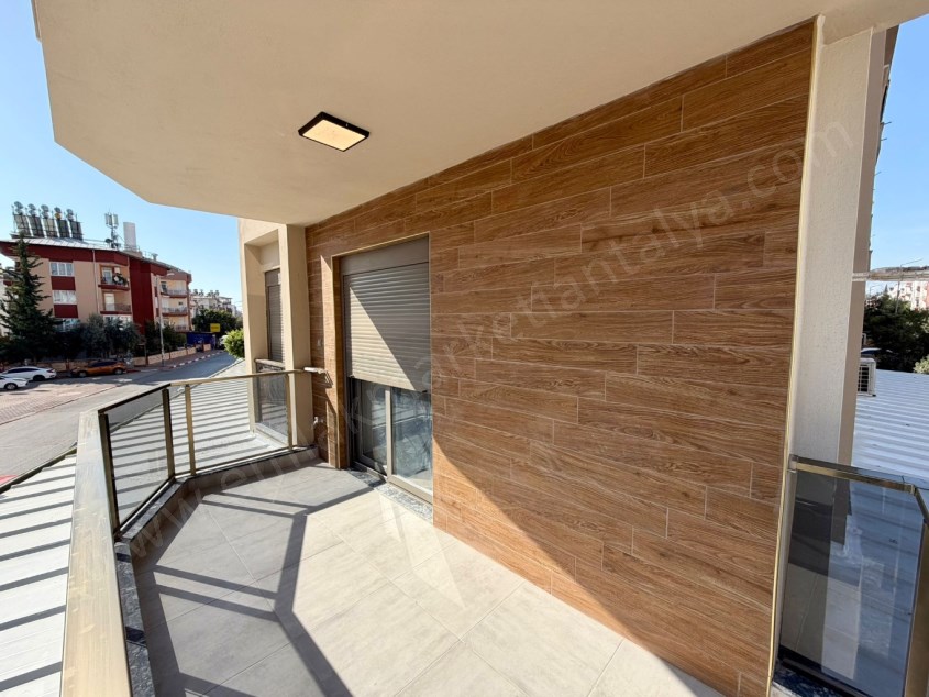 MERKEZİ KONUMDA EBEVEYN BANYOLU LÜKS 2+1 DAİRE