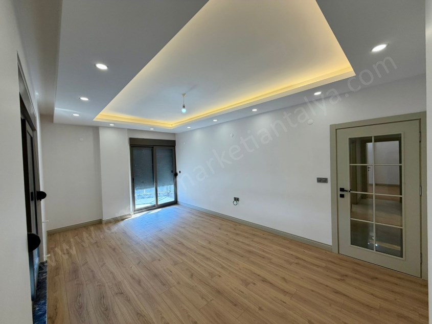 MERKEZİ KONUMDA EBEVEYN BANYOLU LÜKS 2+1 DAİRE