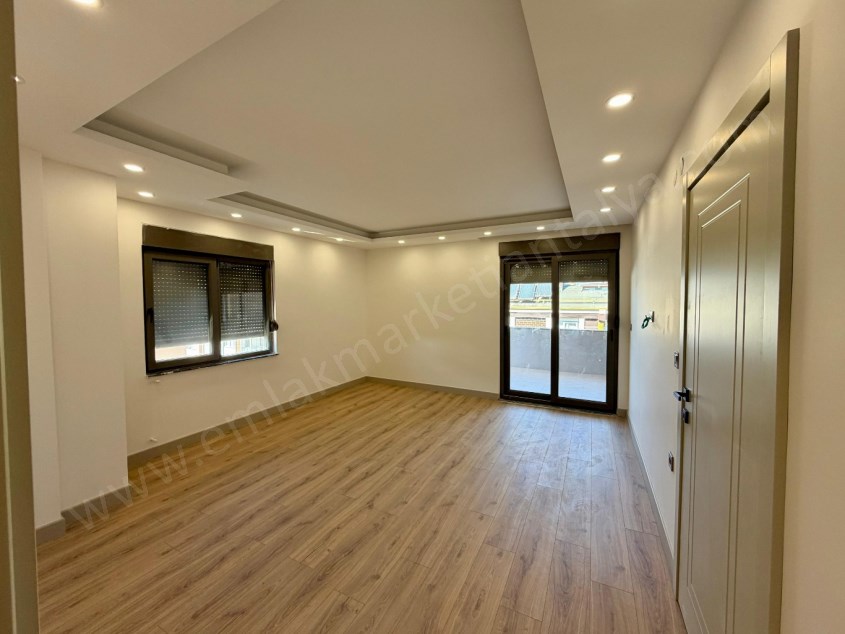 MERKEZİ KONUMDA KULLANIŞLI 4+1 SÜPER LÜKS DUBLEKS DAİRE