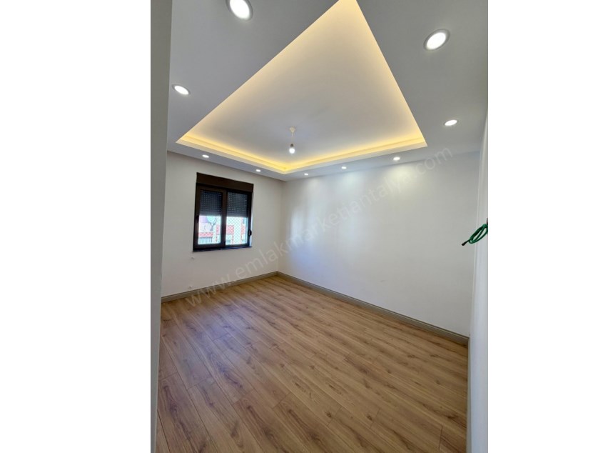 MERKEZİ KONUMDA KULLANIŞLI 4+1 SÜPER LÜKS DUBLEKS DAİRE