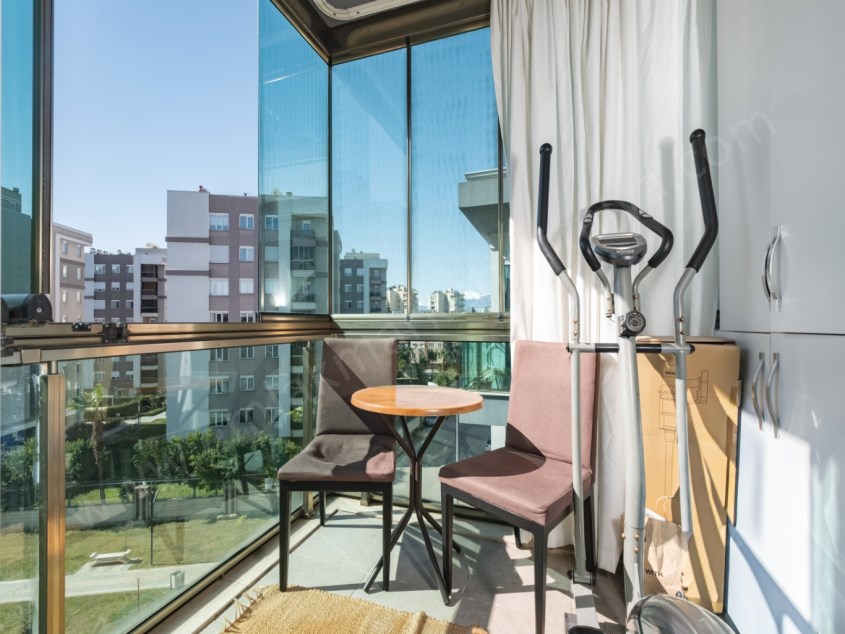 YENİGÜNDE SİTE İÇİ , DOĞALGAZLI , ŞIK MİMARİLİ KATTA 2+1