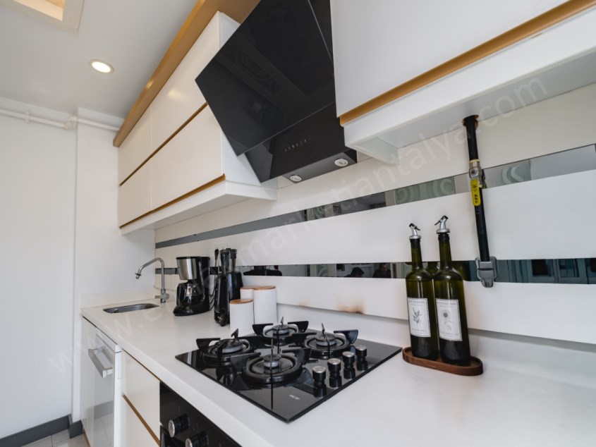 YENİGÜNDE SİTE İÇİ , DOĞALGAZLI , ŞIK MİMARİLİ KATTA 2+1