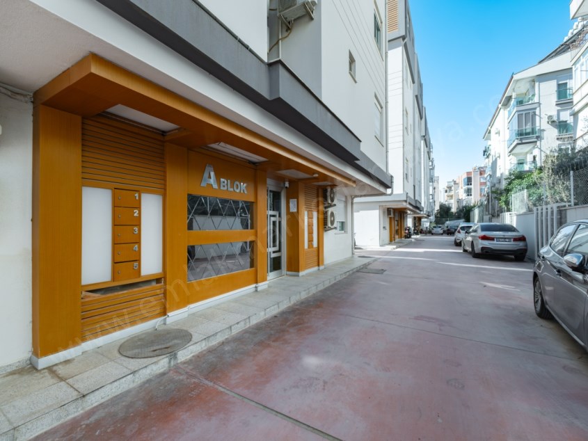 YENİGÜNDE SİTE İÇİ , DOĞALGAZLI , ŞIK MİMARİLİ KATTA 2+1