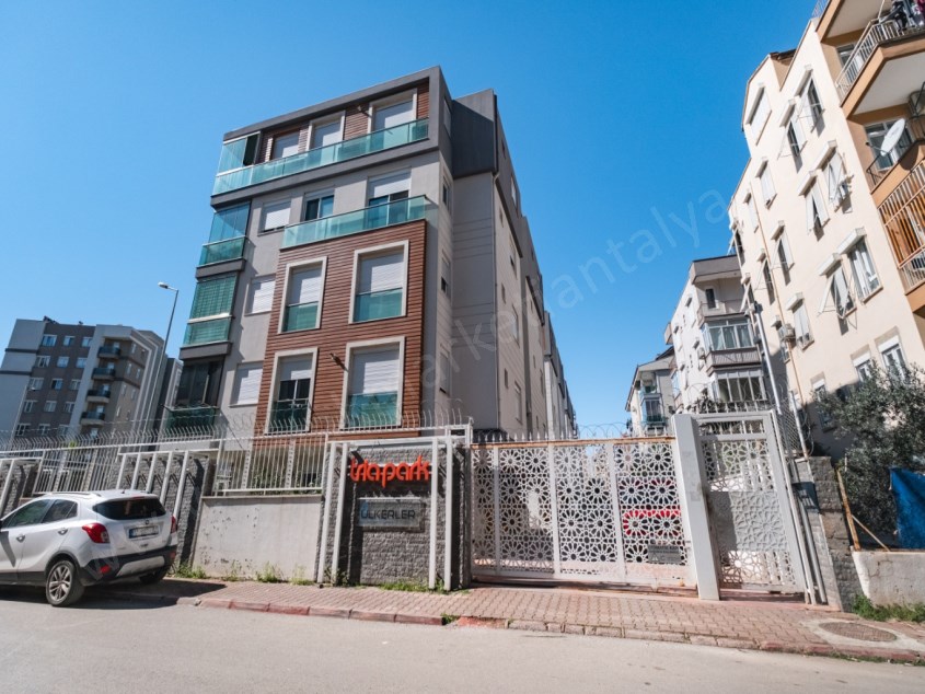 YENİGÜNDE SİTE İÇİ , DOĞALGAZLI , ŞIK MİMARİLİ KATTA 2+1