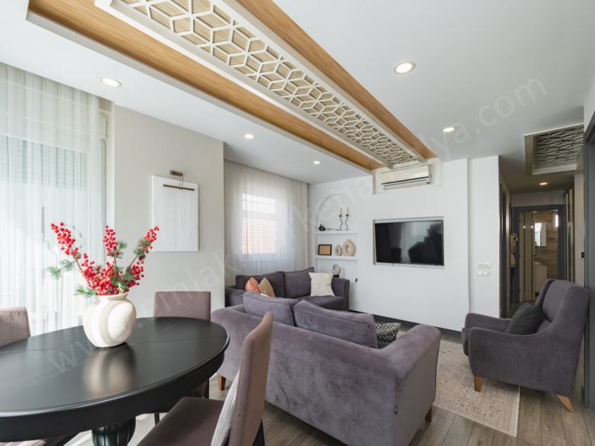 YENİGÜNDE SİTE İÇİ , DOĞALGAZLI , ŞIK MİMARİLİ KATTA 2+1