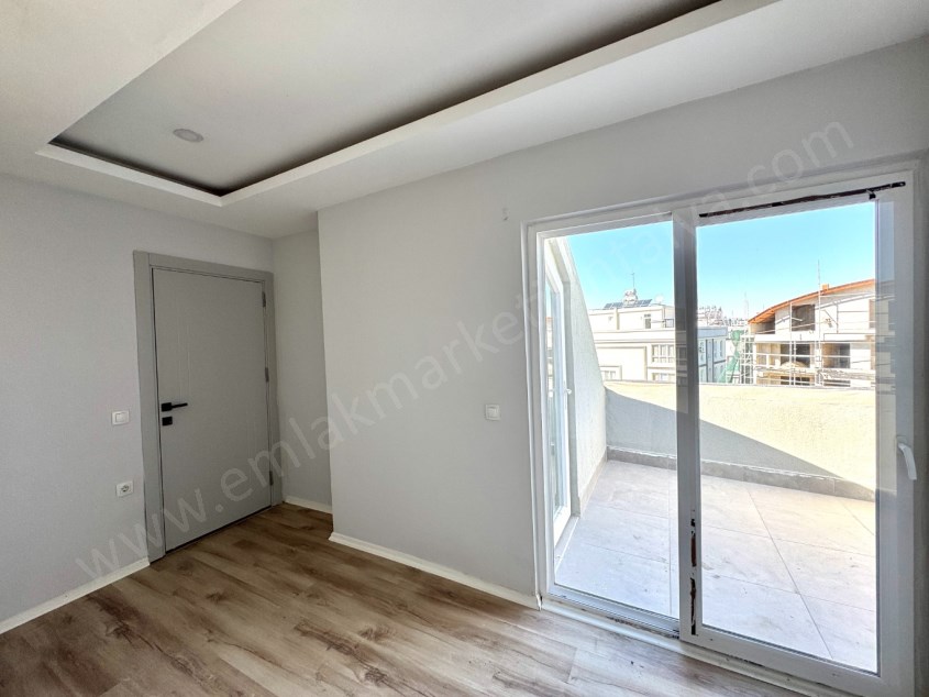 MEYDAN KAVŞAĞI YAKINI EBV.BANYOLU LÜKS 3+1 KİRALIK