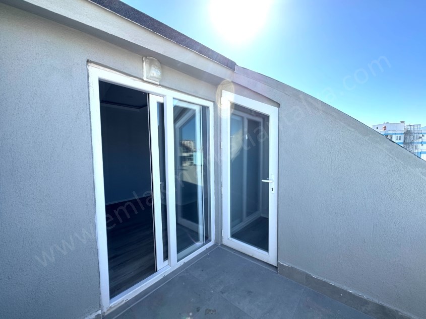 MEYDAN KAVŞAĞI YAKINI EBV.BANYOLU LÜKS 3+1 KİRALIK