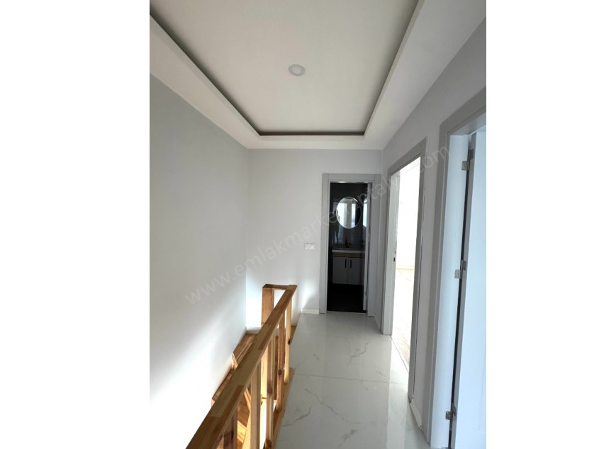 MEYDAN KAVŞAĞI YAKINI EBV.BANYOLU LÜKS 3+1 KİRALIK