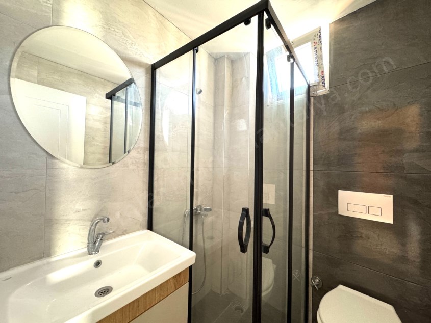 MEYDAN KAVŞAĞI YAKINI EBV.BANYOLU LÜKS 3+1 KİRALIK