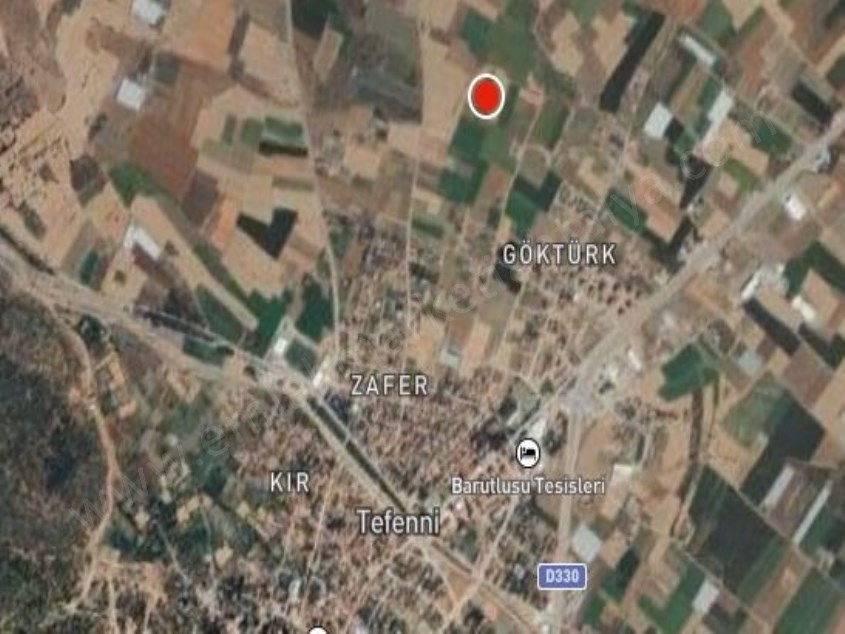 TEFENNİ MERKEZ ZAFER MAH. 901 M² SATILIK ARSA