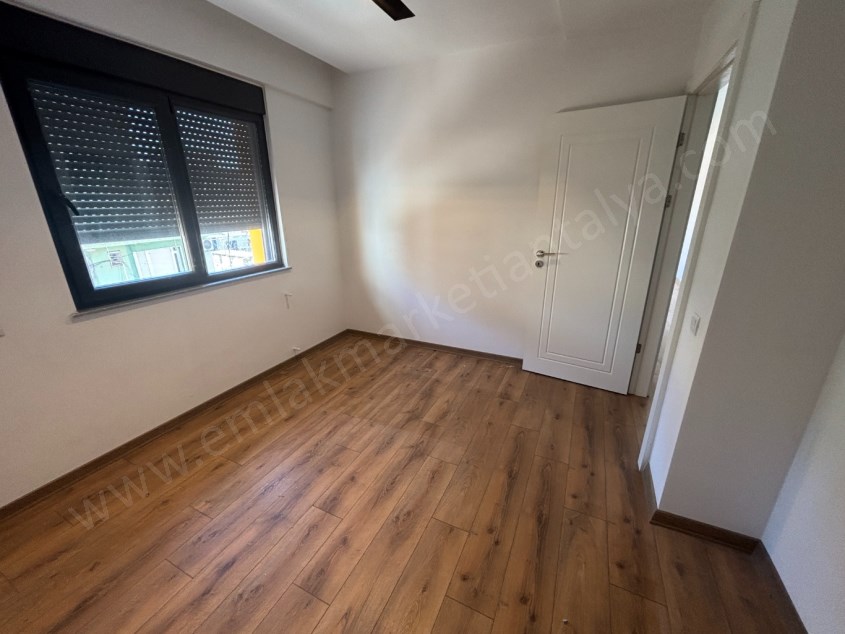 BÜYÜKŞEHİR BELEDİYE ARKASI ARAKAT KULLANIŞLI 1+1 KİRALIK