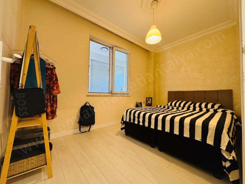 ANA CADDE YAKINI İÇİ FULL YENİLENMİŞ ŞIK 2+1