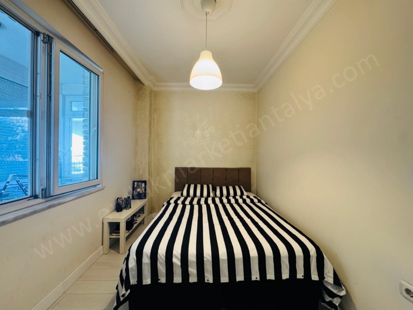 ANA CADDE YAKINI İÇİ FULL YENİLENMİŞ ŞIK 2+1