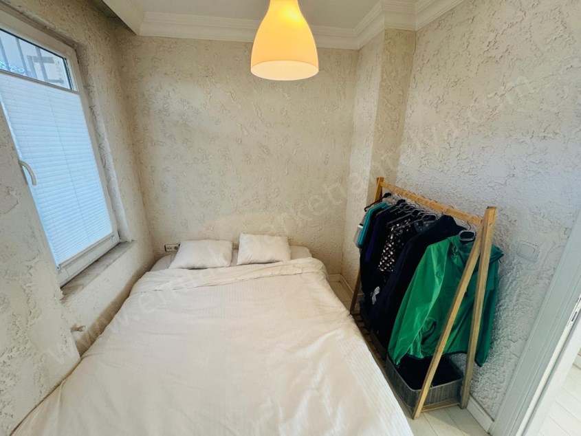 ANA CADDE YAKINI İÇİ FULL YENİLENMİŞ ŞIK 2+1