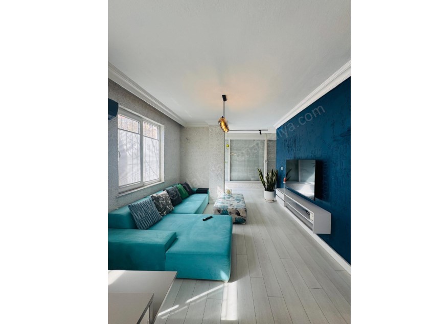 ANA CADDE YAKINI İÇİ FULL YENİLENMİŞ ŞIK 2+1