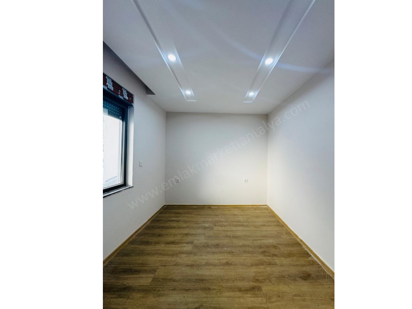 DÜDEN ŞELALESİ YAKINI SIFIR AYRI MUTFAK GENİŞ 1+1