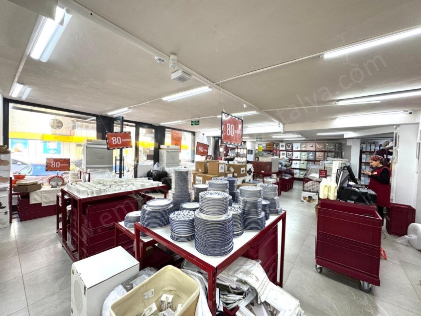 GÜLLÜKTE KURUMSAL KİRACILI FIRSAT İŞYERİ