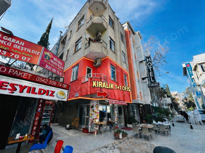 ALİ ÇETİNKAYA CAD. ŞEHİR TİYATROLARI KARŞISI KİRALIK 1+1 OFİS