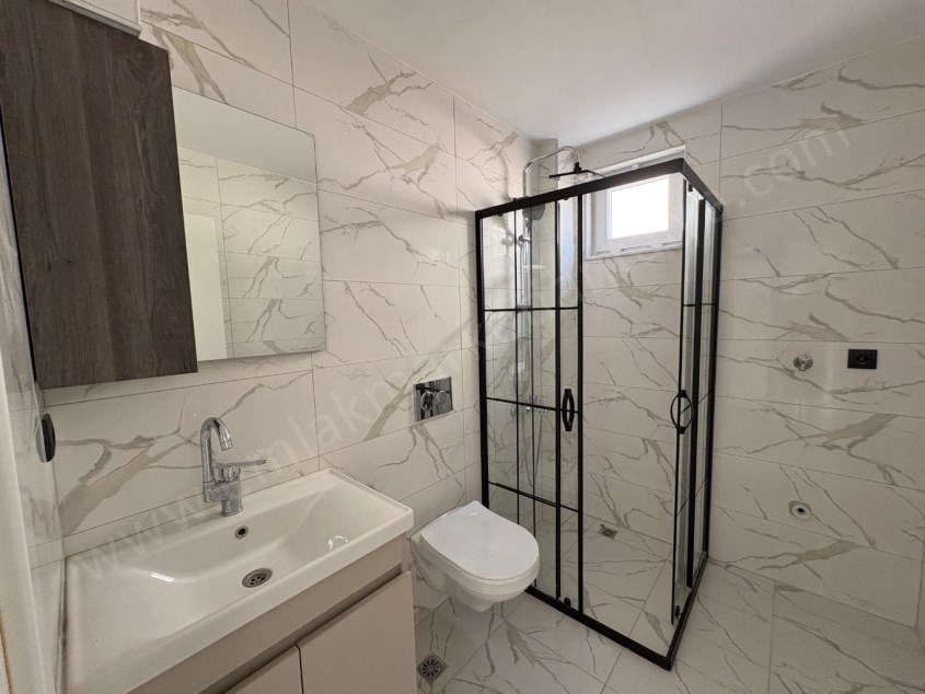 2 BLOKLU SİTE İÇİ YÜZME HAVUZLU LÜKS 1+1