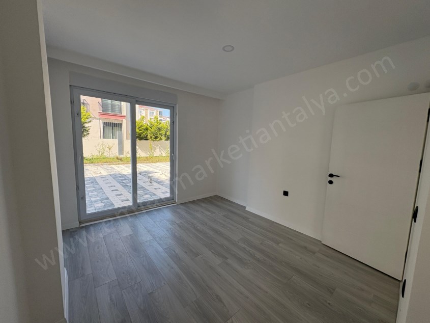 GENİŞ SIFIR LÜKS AYRI MUTFAKLI 2+1