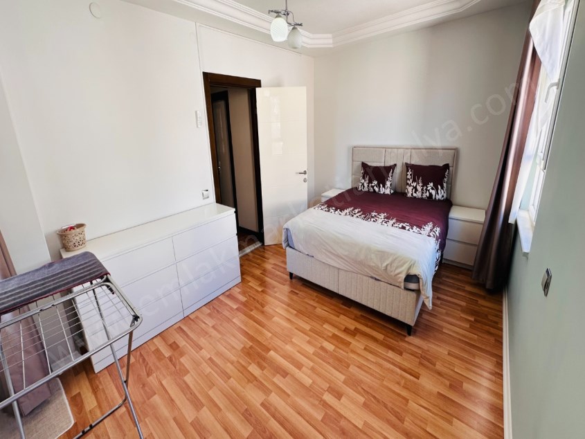 KONYAALTI CAD. 1 DAKİKA GENİŞ MASRAFSIZ 4+1 DUBLEKS