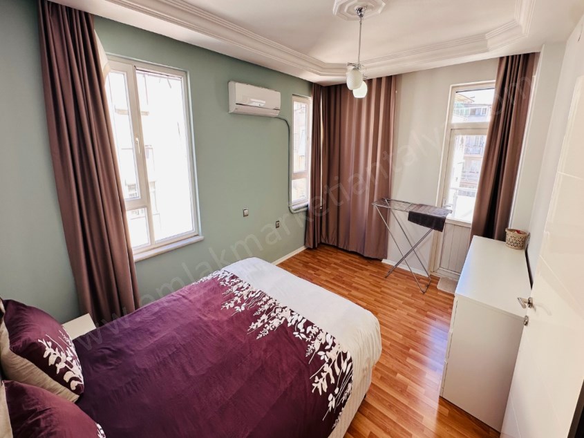 KONYAALTI CAD. 1 DAKİKA GENİŞ MASRAFSIZ 4+1 DUBLEKS