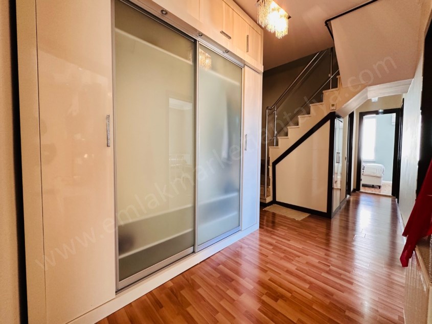 KONYAALTI CAD. 1 DAKİKA GENİŞ MASRAFSIZ 4+1 DUBLEKS