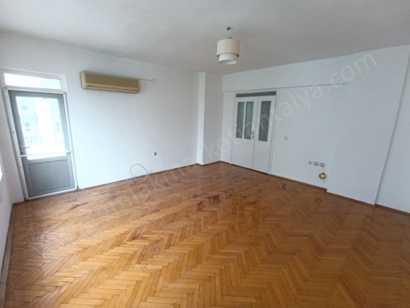 FENER DE HER YERE YAKIN KONUMDA 3+1 KİRALIK DAİRE