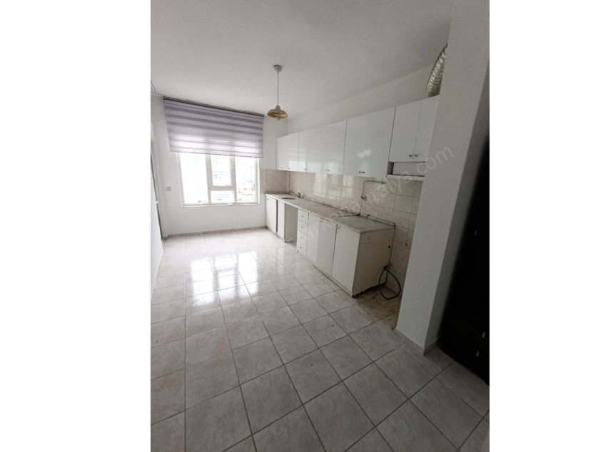 FENER DE HER YERE YAKIN KONUMDA 3+1 KİRALIK DAİRE